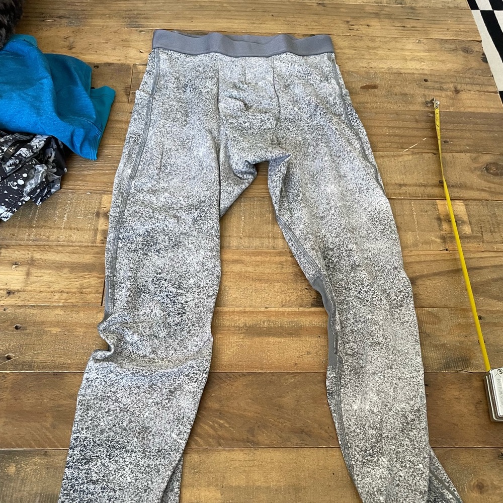 Lululemon Mens Cropped Running Tight